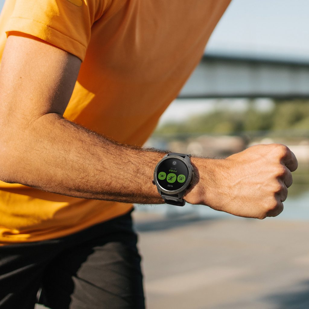 GTX2-GPS-Smart-Watch-Outdoor-Running-cn-1024x1024 亿万先生MR(中国)首页官网